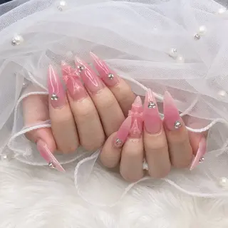 ネイル いちごちゃん Aureaのネイルデザイン