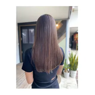 ロング カラー 勝河 怜楊のヘアスタイル