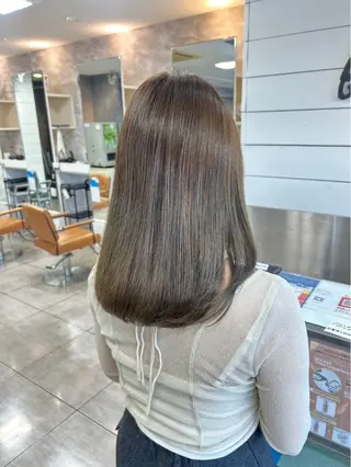 セミロング カラー 本尾 空大のヘアスタイル