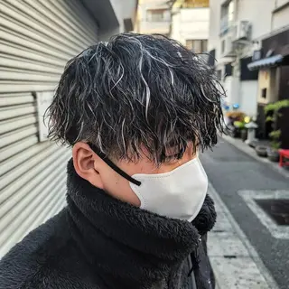 メンズ 特殊パーマ 片山恭兵のヘアスタイル