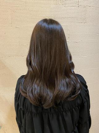 ロング カラー SALOWIN◽ Ichika のヘアスタイル