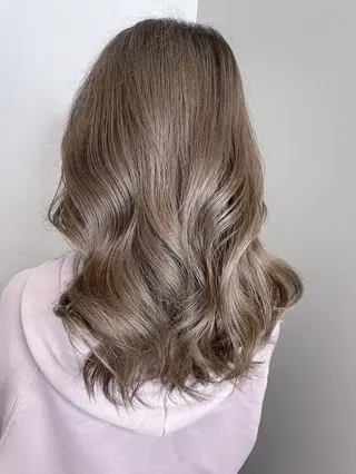 カラー 米倉 一輝のヘアスタイル