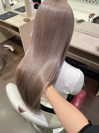 ロング 山田 由貴のヘアスタイル