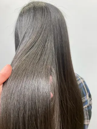 ロング 産休の為お休みです! 小島凜のヘアスタイル