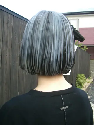 ショート カラー 長谷川 優光のヘアスタイル