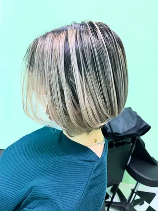 ミディアム 海外デザイン好きな方 滝沢錬平のヘアスタイル