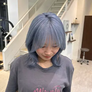 ミディアム カラー 🤍ハイトーン/デザ インカラーまりん🤍のヘアスタイル