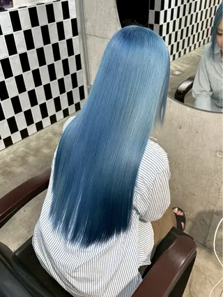 ロング カラー ✨ブリーチカラー/ 艶髪suzu🪽🤎のヘアスタイル