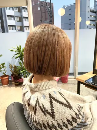 ショート カラー ✨髪質改善/ハイトー ン/艶髪高山のヘアスタイル