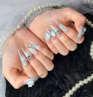 ネイル Julie Nail Hinのネイルデザイン