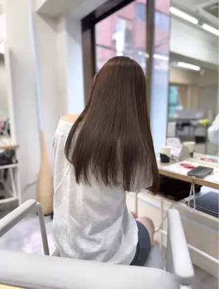 ロング 水尻 佑奈のヘアスタイル