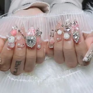 ネイル Sora  Nail 長さ出し専門店のネイルデザイン