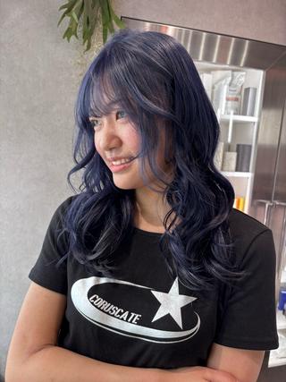 ロング カラー ヘアアレンジ color.nail 🫧ionaのネイルデザイン