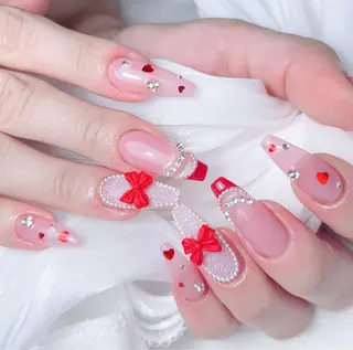 ネイル 🎀M nails✨ ビューティーのネイルデザイン
