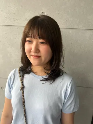 ミディアム 盛本 彩乃のヘアスタイル