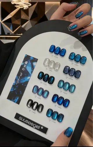 ネイル Moon Nailsのネイルデザイン
