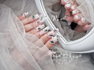 ネイル ✨Nailsalon Vi+✨のネイルデザイン