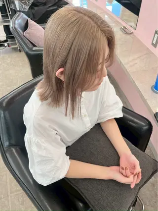 カラー MATTY rioのヘアスタイル