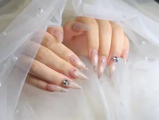 ネイル ワンホン韓国ちゅるん ネイル✨🎀AMIのネイルデザイン
