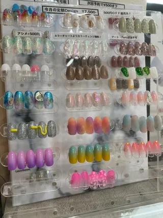 ネイル Legit nail salonのネイルデザイン