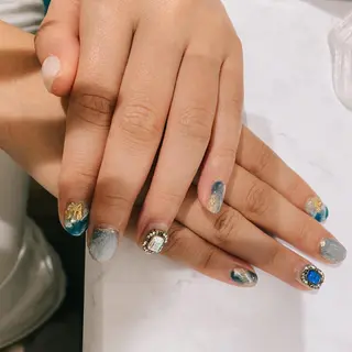 ネイル 長谷川 奈緒美のネイルデザイン