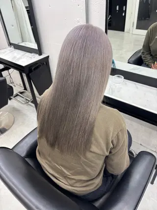 セミロング カラー ブリーチ/エクステ モデル募集中🖤のヘアスタイル