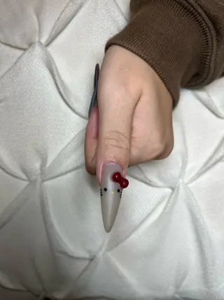 ネイル nail.salon .Reversalのネイルデザイン