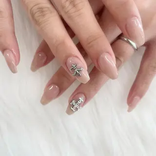 ネイル 昭和町ネイル 𝘯𝘢𝘮𝘪のネイルデザイン