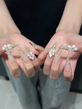 ネイル Eli Eli 新宿のネイルデザイン
