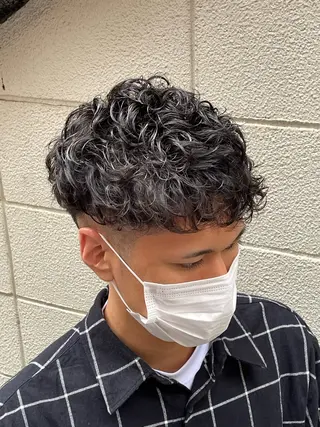 パーマ メンズ 北本 龍磨のヘアスタイル