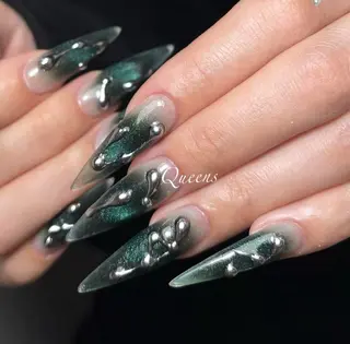 ネイル Queen's ゆなのネイルデザイン