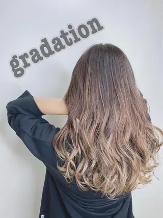 セミロング カラー 伊藤 舜斗のヘアスタイル