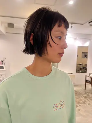 ミディアム 渡邊 穂乃美のヘアスタイル