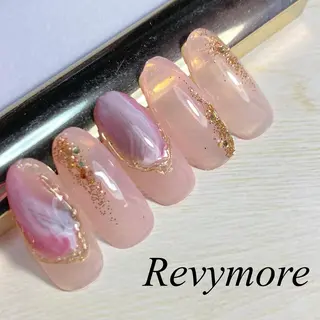 ミディアム ネイル nail salon Revymoreのネイルデザイン