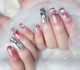 ネイル 🎀M nails✨ ビューティーのネイルデザイン