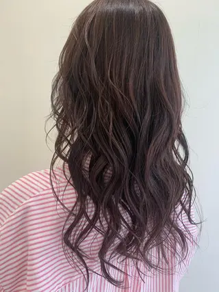 ロング カラー パーマ 川上 美咲のヘアスタイル