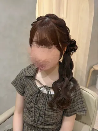 ヘアアレンジ セットサロンCURE 🩵あんみのマツエク・マツパデザイン