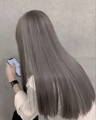 カラー 艶髪/ミルクティー ブラウン🐾  てちのヘアスタイル