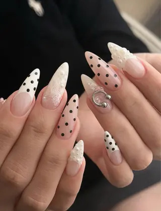 ネイル Lyna 池袋のネイルデザイン