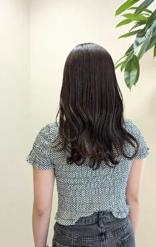 カラー パーマ セミロング いずみ こずえのヘアスタイル