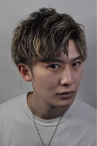 ショート 齋藤 涼介のヘアスタイル