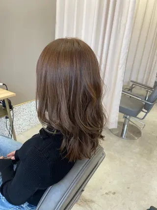 ミディアム ✨透明感カラー✨ 🌈艶カラー🌈のヘアスタイル