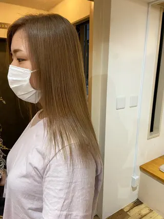 ロング カラー SALTWATER AYARIのヘアスタイル