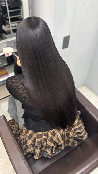ロング 佐藤 宰 OZ桑野店のヘアスタイル