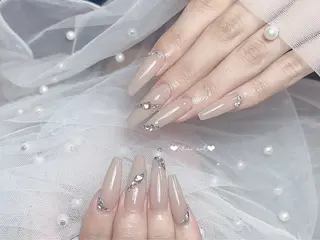 ネイル サイナ🎀 長さだし&デザインのネイルデザイン