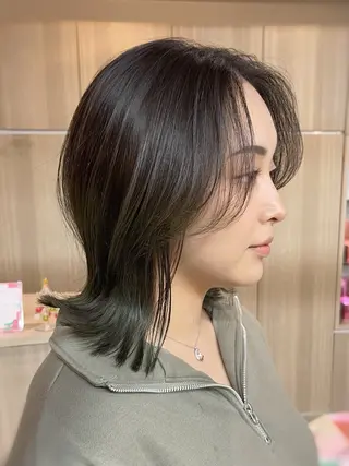 ミディアム カラー SHIN🌿柏美容師 レイヤーボブカラーのヘアスタイル