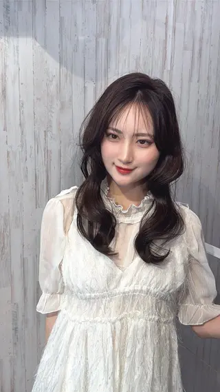 ロング カラー ヘアアレンジ 神品 幸音のヘアスタイル