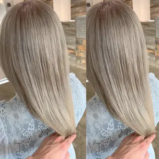 ミディアム ✨艶ブリーチカラー ✨四ノ宮裕己のヘアスタイル