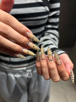 ロング SEINA_ NAIL🐈‍⬛💗のネイルデザイン