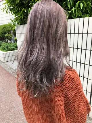 セミロング カラー famille ファミーユのヘアスタイル